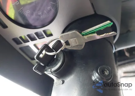 1987 Pontiac Fiero Gt z USA, uszkodzony, nr VIN 1G2PG1197HP238755